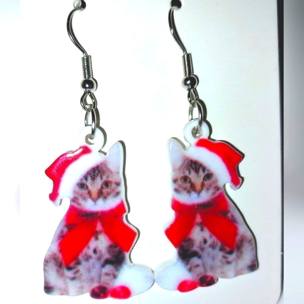 Hand Crafted Super cute festive holiday earrings